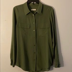 Equipment Silk Button-up Shirt sz Large green top